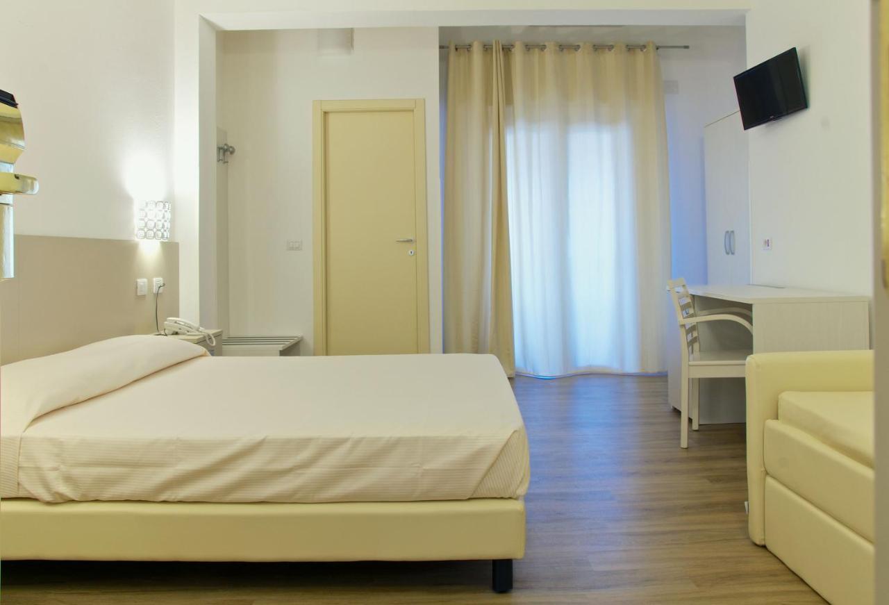 Hotel Nettuno Cala Gonone Habitación foto